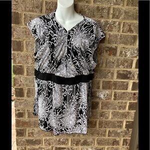 Cato 22-24W accordion fabric with faux tank Vintage
